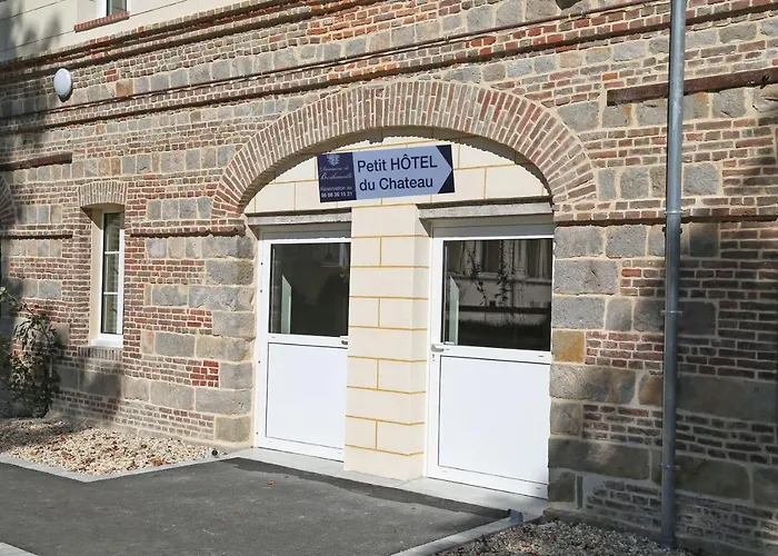 Domaine De Bertheauville Hotel